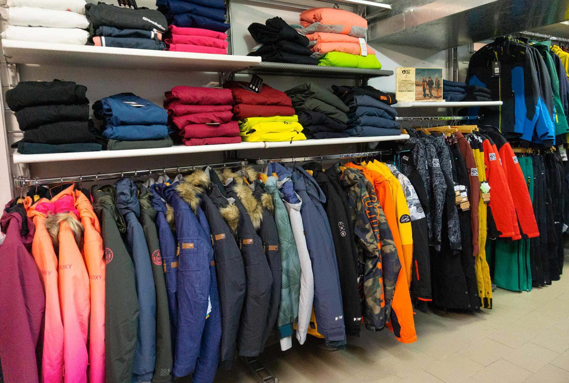 Chi siamo - RUNOUT - Outdoor Division - Articoli Sportivi e Outdoor