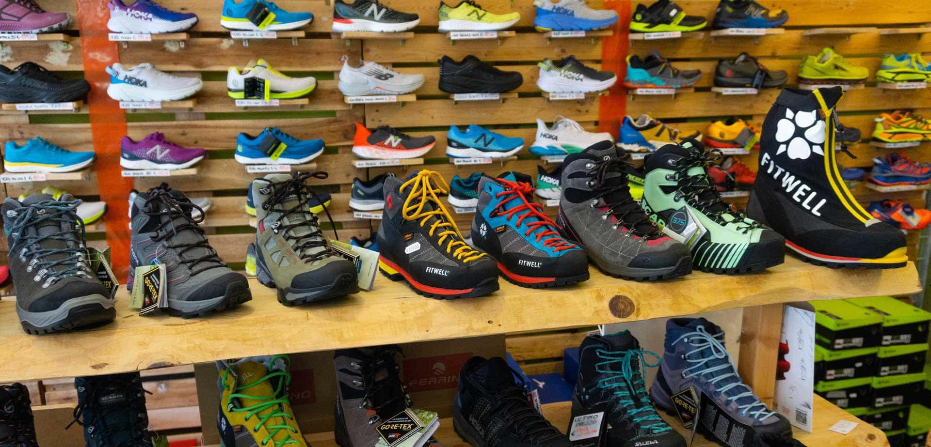 Chi siamo - RUNOUT - Outdoor Division - Articoli Sportivi e Outdoor